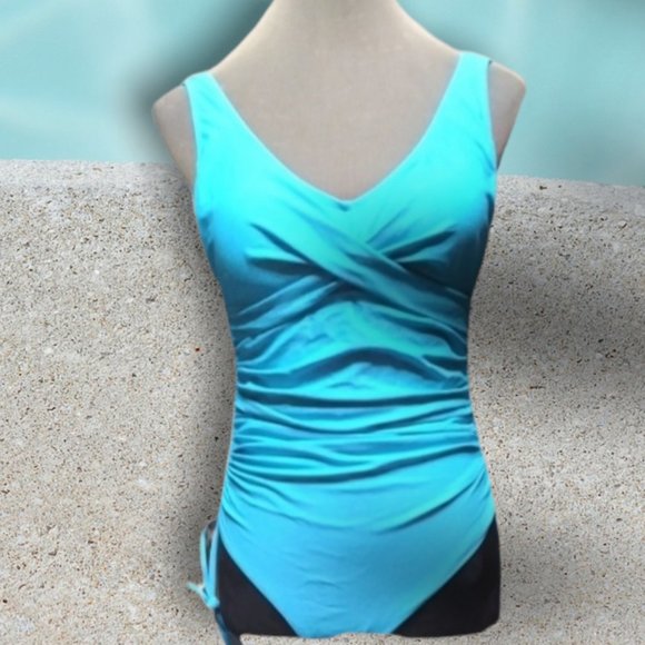 NWT BEACHSISSI Womans Med Twistfront, Drawstring Side  NEW IN BAG w Tags - Picture 2 of 7